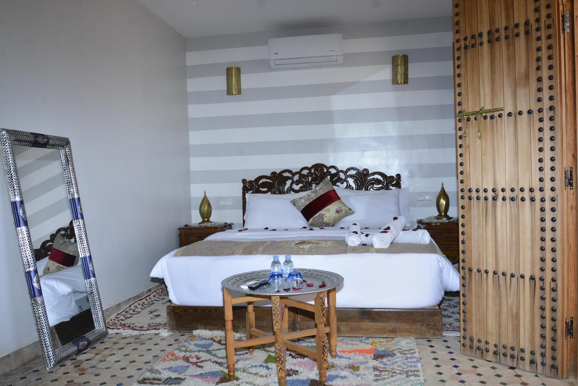 Riad Fes Colors & Spa - Family Lodging 外观 照片