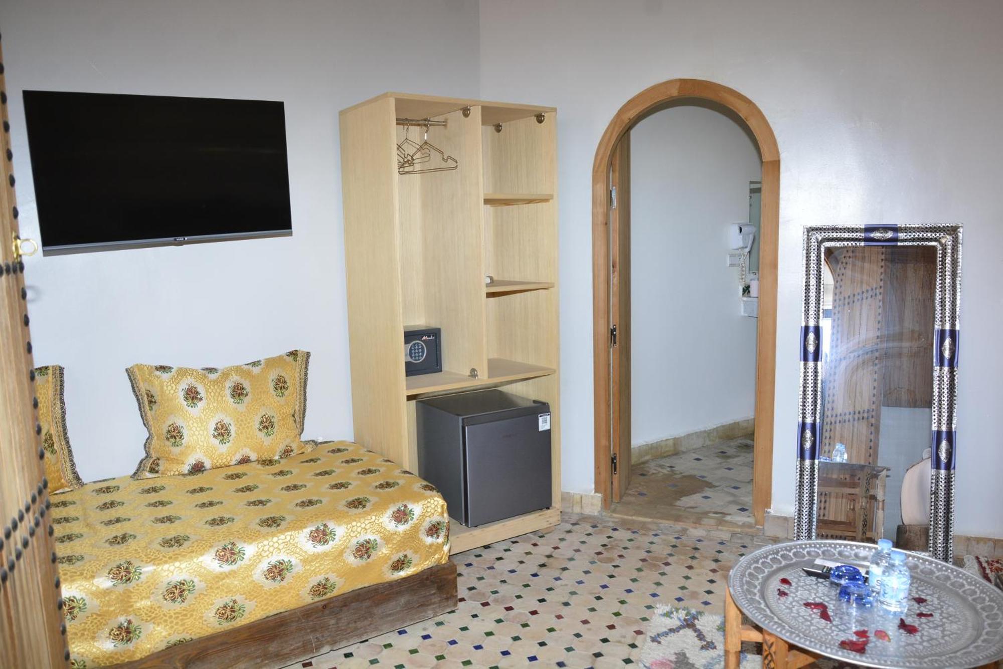 Riad Fes Colors & Spa - Family Lodging 外观 照片